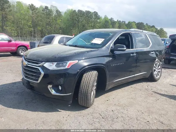 1GNERKKW0LJ123828 2020 CHEVROLET TRAVERSE - Image 2