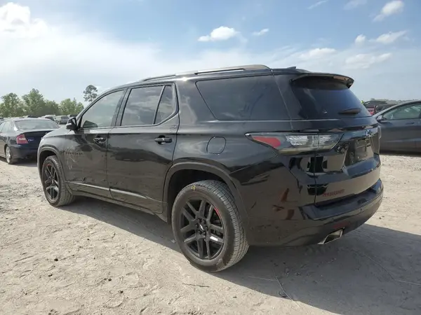 1GNERKKW0MJ155132 2021 CHEVROLET TRAVERSE - Image 2