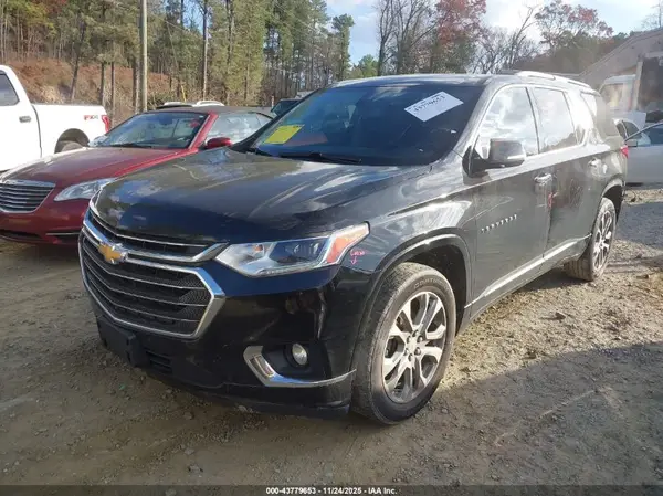 1GNERKKW1JJ123561 2018 CHEVROLET TRAVERSE - Image 2