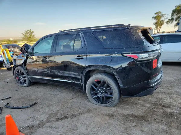 1GNERKKW1JJ124368 2018 CHEVROLET TRAVERSE - Image 2