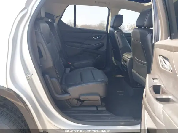 1GNERKKW1JJ137976 2018 CHEVROLET TRAVERSE - Image 8