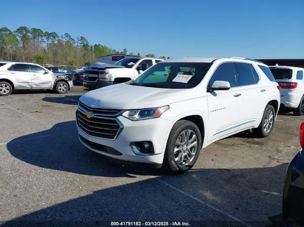1GNERKKW1JJ251654 2018 CHEVROLET TRAVERSE - Image 2