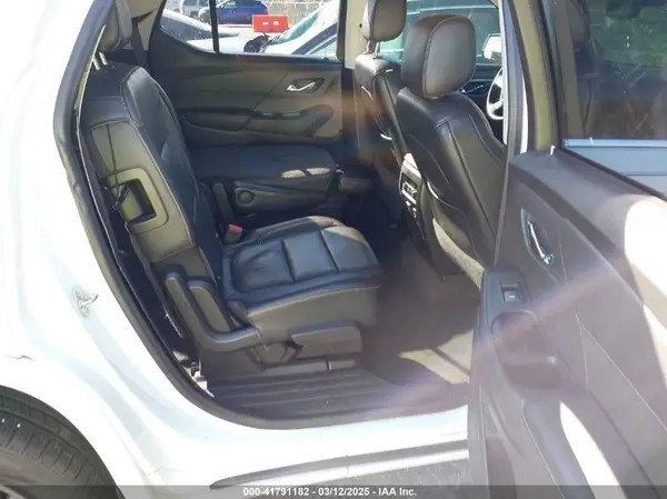 1GNERKKW1JJ251654 2018 CHEVROLET TRAVERSE - Image 8