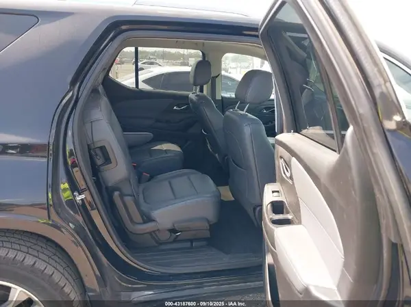 1GNERKKW1JJ269376 2018 CHEVROLET TRAVERSE - Image 8