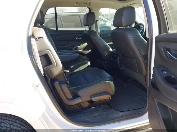 1GNERKKW1KJ221877 2019 CHEVROLET TRAVERSE - Image 8