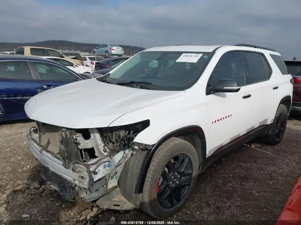 1GNERKKW1KJ258864 2019 CHEVROLET TRAVERSE - Image 2