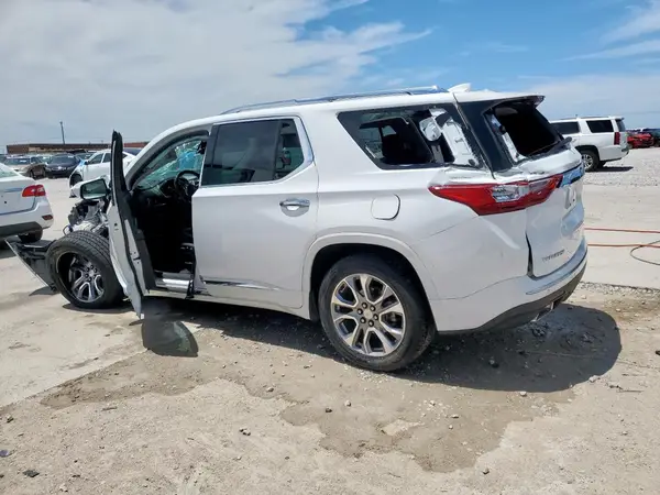 1GNERKKW1KJ267564 2019 CHEVROLET TRAVERSE - Image 2