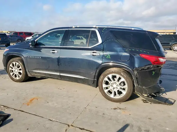 1GNERKKW1LJ113616 2020 CHEVROLET TRAVERSE - Image 2