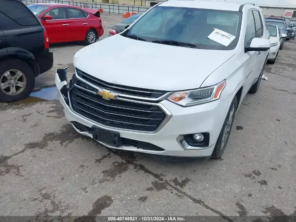 1GNERKKW1LJ118430 2020 CHEVROLET TRAVERSE - Image 2