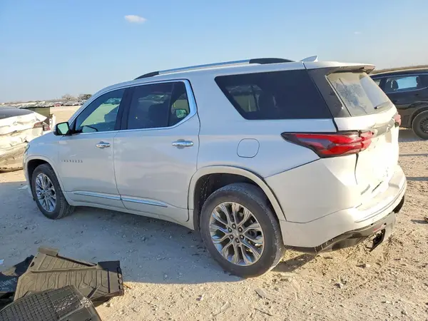 1GNERKKW1NJ192854 2022 CHEVROLET TRAVERSE - Image 2