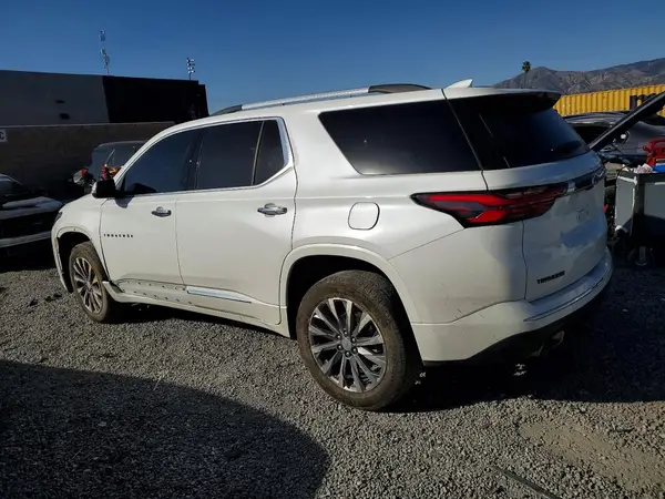 1GNERKKW1PJ205654 2023 CHEVROLET TRAVERSE - Image 2