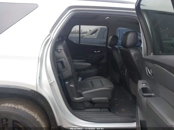 1GNERKKW2JJ128722 2018 CHEVROLET TRAVERSE - Image 8