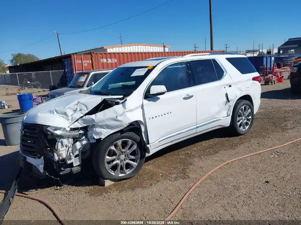 1GNERKKW2JJ239268 2018 CHEVROLET TRAVERSE - Image 2