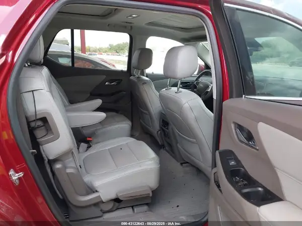 1GNERKKW2KJ150558 2019 CHEVROLET TRAVERSE - Image 8