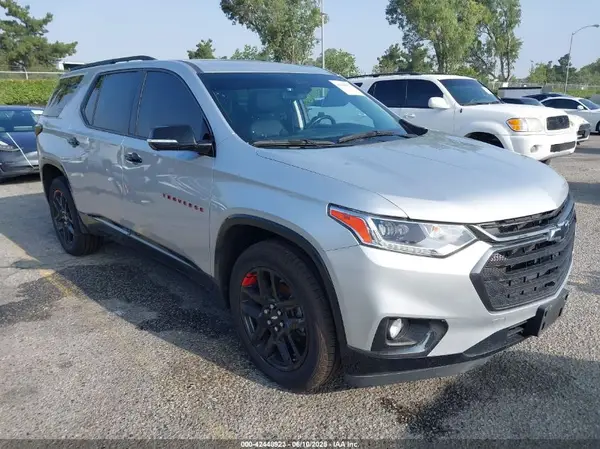 1GNERKKW2LJ210226 2020 CHEVROLET TRAVERSE - Image 1