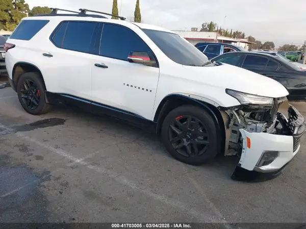 1GNERKKW2NJ179594 2022 CHEVROLET TRAVERSE - Image 1