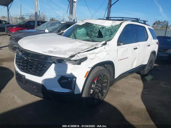 1GNERKKW2PJ239022 2023 CHEVROLET TRAVERSE - Image 2