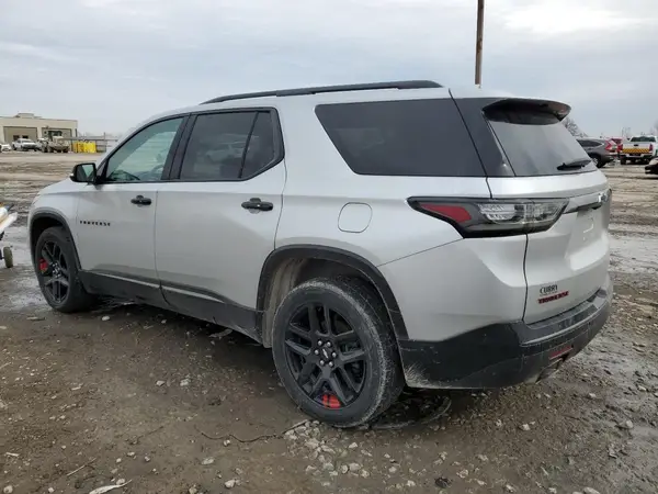 1GNERKKW3JJ161888 2018 CHEVROLET TRAVERSE - Image 2