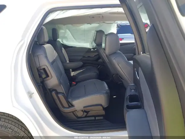 1GNERKKW3JJ176035 2018 CHEVROLET TRAVERSE - Image 8