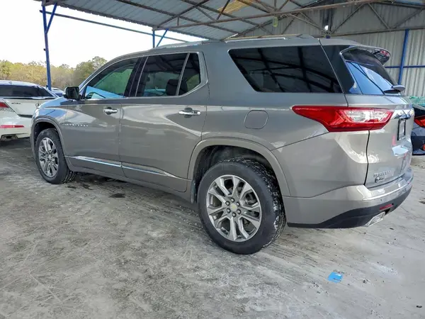 1GNERKKW3JJ181395 2018 CHEVROLET TRAVERSE - Image 2