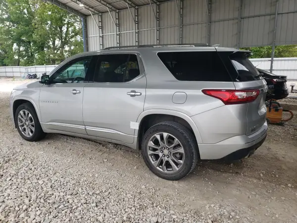1GNERKKW3KJ114233 2019 CHEVROLET TRAVERSE - Image 2