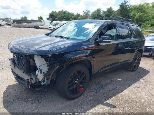 1GNERKKW4JJ135266 2018 CHEVROLET TRAVERSE - Image 2