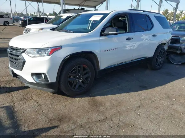 1GNERKKW4JJ219846 2018 CHEVROLET TRAVERSE - Image 2
