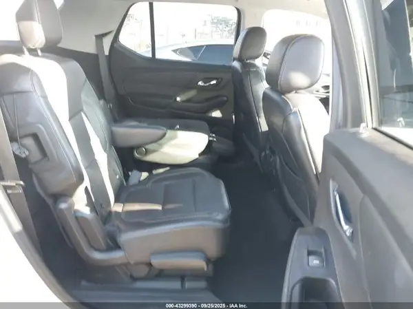 1GNERKKW4JJ219846 2018 CHEVROLET TRAVERSE - Image 8