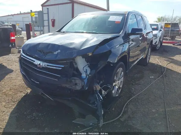 1GNERKKW4KJ123524 2019 CHEVROLET TRAVERSE - Image 2