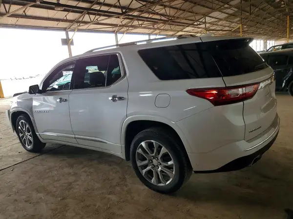 1GNERKKW4MJ186772 2021 CHEVROLET TRAVERSE - Image 2