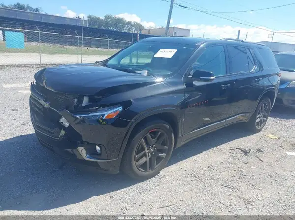 1GNERKKW5JJ131453 2018 CHEVROLET TRAVERSE - Image 2