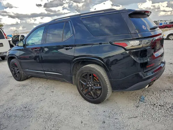 1GNERKKW5JJ270417 2018 CHEVROLET TRAVERSE - Image 2