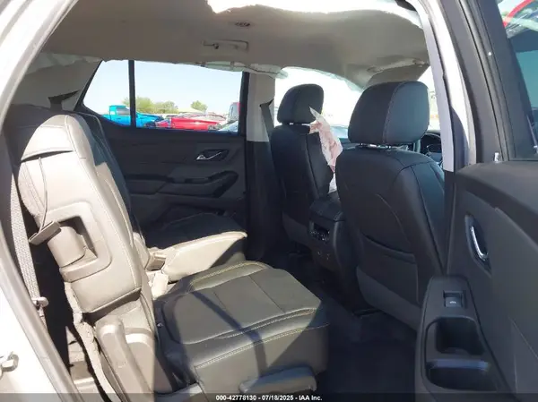 1GNERKKW5KJ218609 2019 CHEVROLET TRAVERSE - Image 8