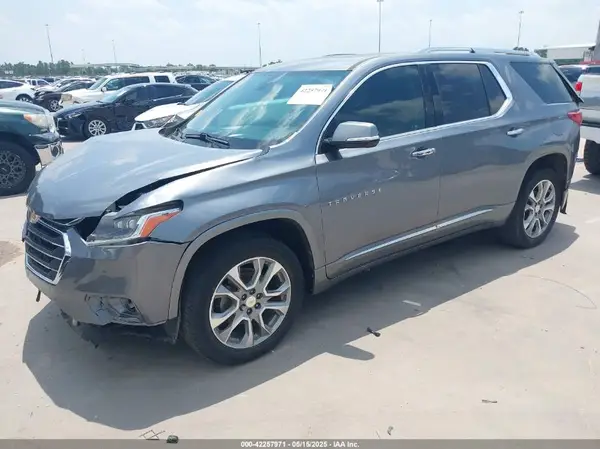 1GNERKKW5LJ247691 2020 CHEVROLET TRAVERSE - Image 2