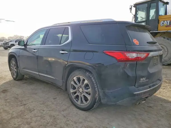 1GNERKKW6JJ108098 2018 CHEVROLET TRAVERSE - Image 2
