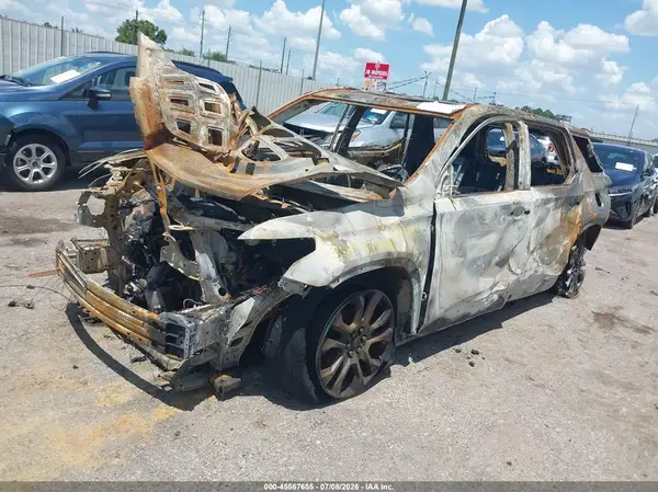 1GNERKKW6JJ108800 2018 CHEVROLET TRAVERSE - Image 2