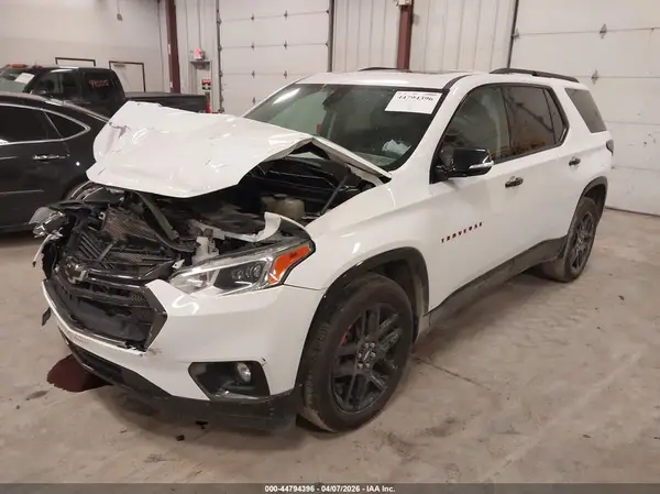 1GNERKKW6JJ239578 2018 CHEVROLET TRAVERSE - Image 2