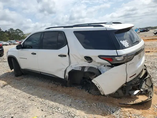 1GNERKKW6JJ272032 2018 CHEVROLET TRAVERSE - Image 2