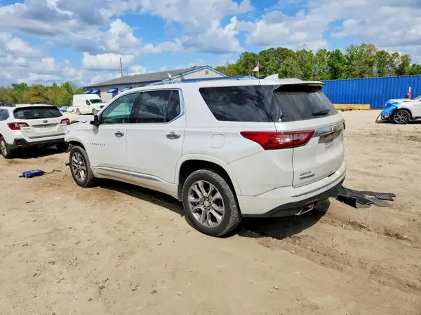 1GNERKKW6KJ101864 2019 CHEVROLET TRAVERSE - Image 2