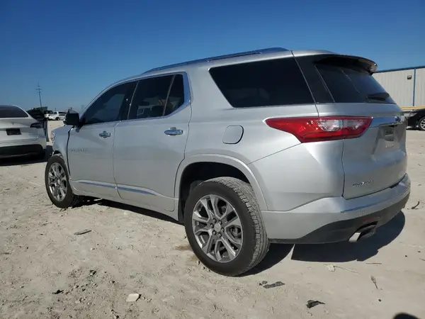 1GNERKKW6KJ178816 2019 CHEVROLET TRAVERSE - Image 2
