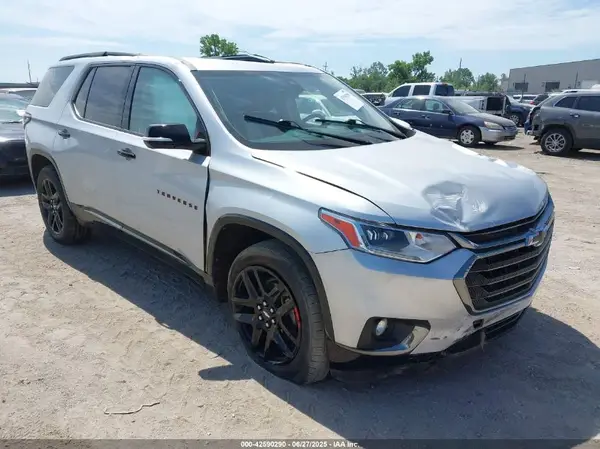 1GNERKKW6LJ181166 2020 CHEVROLET TRAVERSE - Image 1
