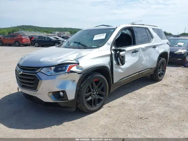 1GNERKKW6LJ181166 2020 CHEVROLET TRAVERSE - Image 2