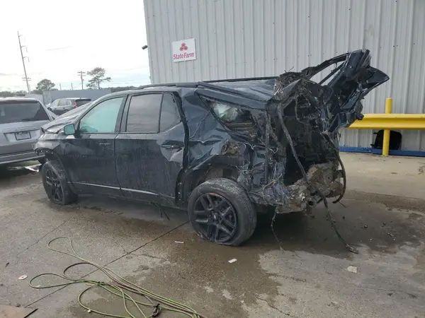 1GNERKKW6MJ140165 2021 CHEVROLET TRAVERSE - Image 2
