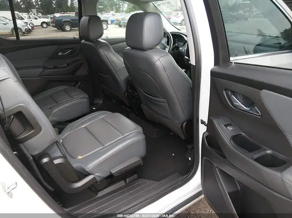 1GNERKKW7JJ117795 2018 CHEVROLET TRAVERSE - Image 8