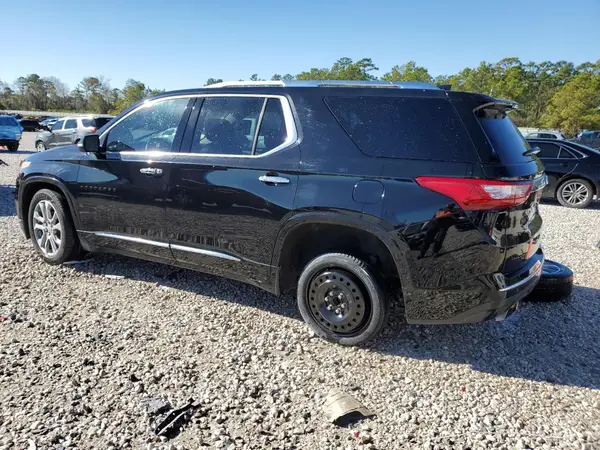 1GNERKKW7JJ121006 2018 CHEVROLET TRAVERSE - Image 2