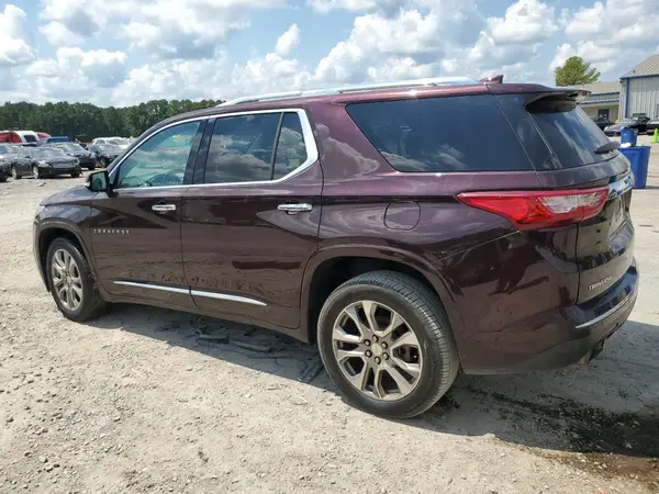 1GNERKKW7JJ147816 2018 CHEVROLET TRAVERSE - Image 2