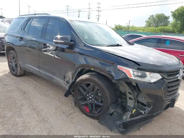 1GNERKKW7JJ172473 2018 CHEVROLET TRAVERSE - Image 1