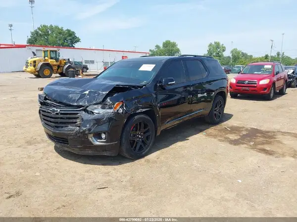 1GNERKKW7JJ270239 2018 CHEVROLET TRAVERSE - Image 2