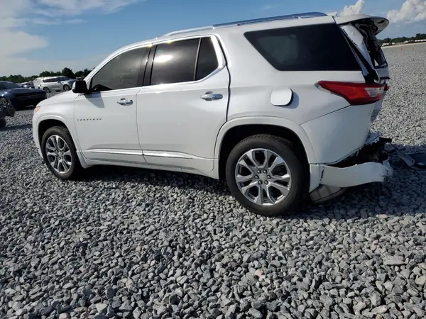 1GNERKKW7MJ225094 2021 CHEVROLET TRAVERSE - Image 2