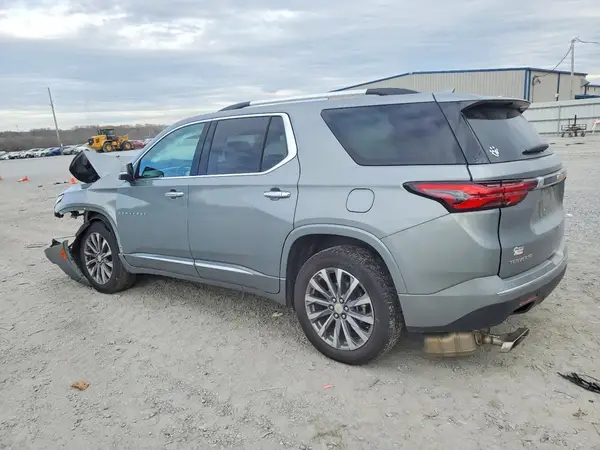 1GNERKKW7PJ296493 2023 CHEVROLET TRAVERSE - Image 2